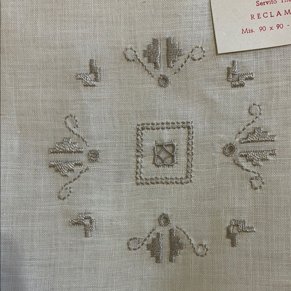 VINTAGE from Italy Cream Handcrafted Table Linens